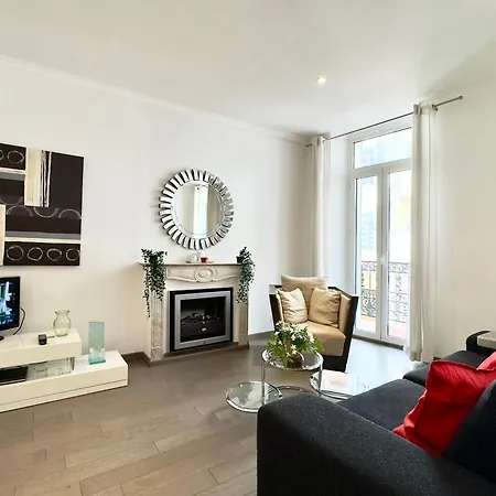 Dimora Andre By Scls Locations Apartment Cannes